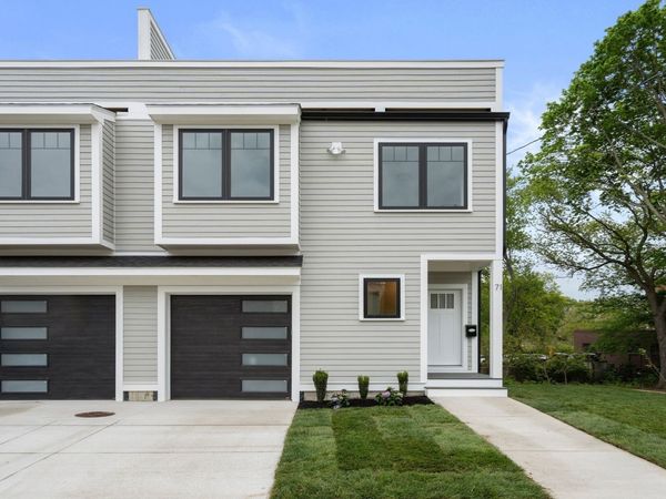 73 Mystic St, Unit 73, Arlington, MA 02474