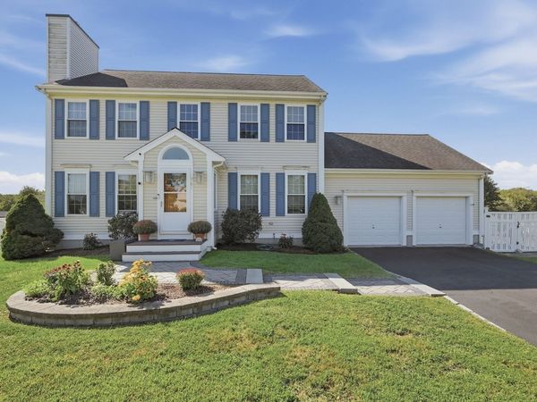 761 Council Oak Way, Dighton, MA 02715