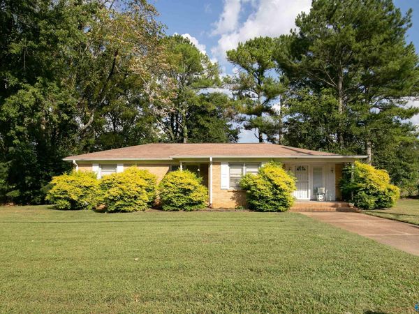 3210 Pulaski Pike NW, Huntsville, AL 35810