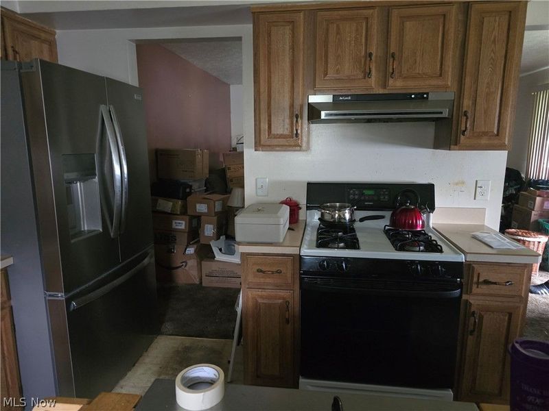 3843 Bosworth Road, Cleveland, OH 44111 Photo 3