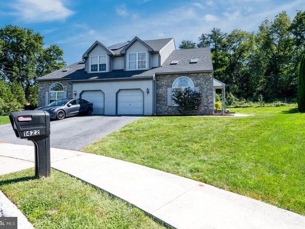 1422 HILLPOINT CIRCLE, READING, PA 19608