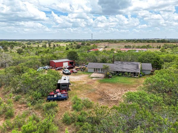 485 FM 672, Dale, TX 78616