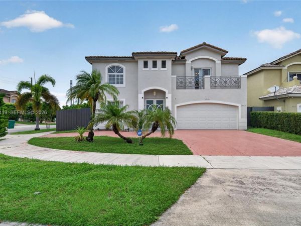 14631 SW 176th Ter , Miami, FL 33177