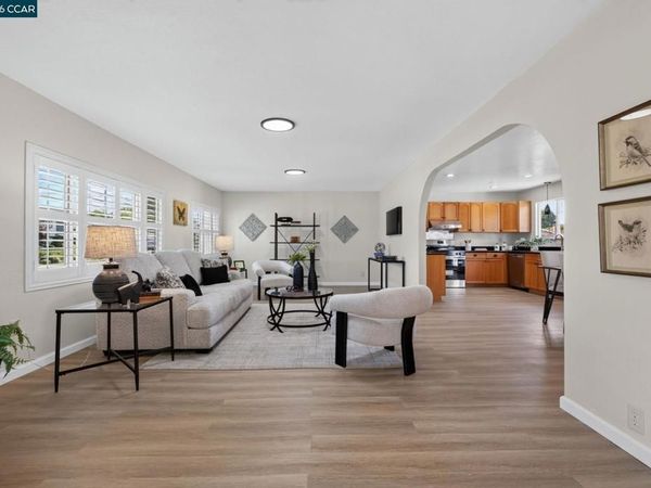 1883 Lynwood Dr , Concord, CA 94519