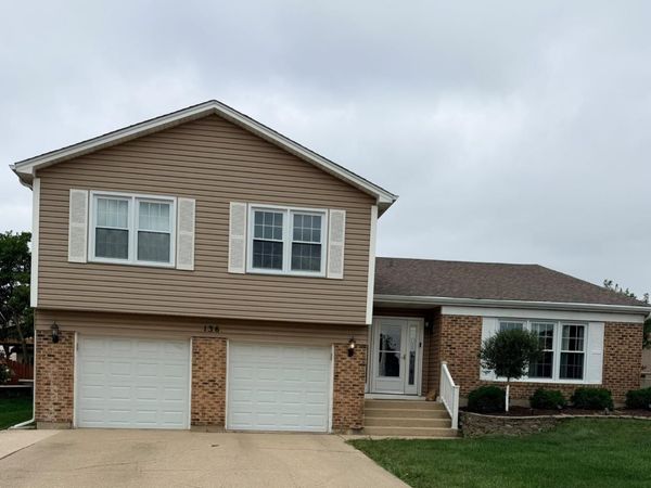 136 Appleby Drive, Glendale Heights, IL 60139