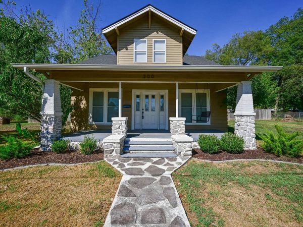 200 Gann St, Mena, AR 71953