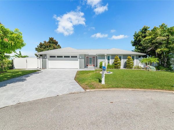 15723 DONZI DRIVE , HUDSON, FL 34667