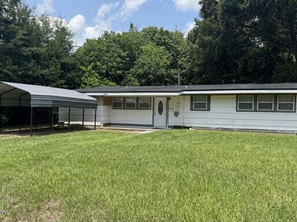 6345 SPRINKLE Drive N, Jacksonville, FL 32211