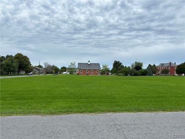 Brady Road , Sackets Harbor, NY 13685