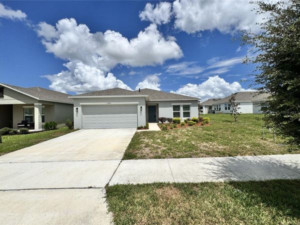 33981 SKY BLOSSOM CIRCLE , LEESBURG, FL 34788
