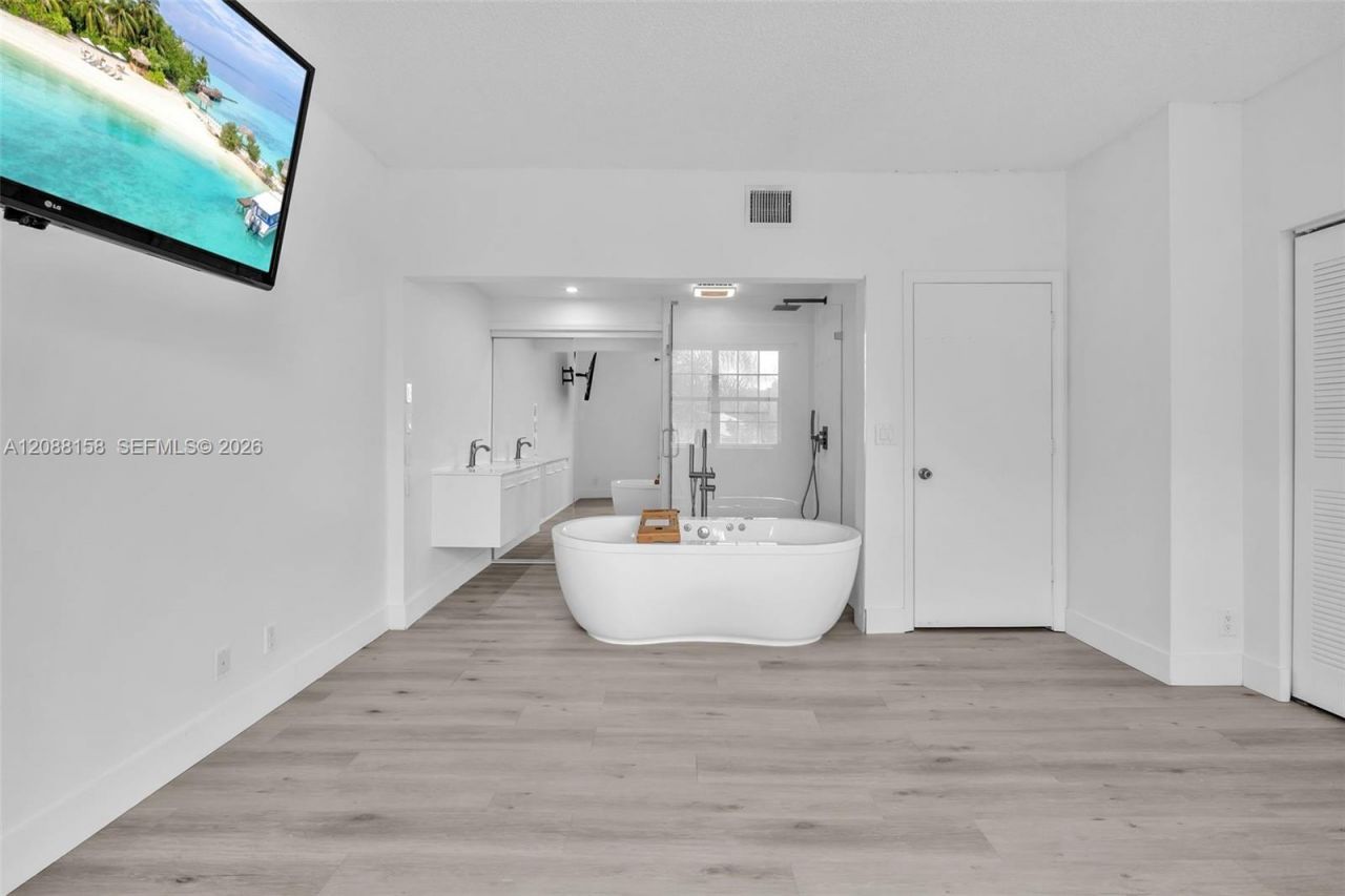 1303 Presidio Dr, Unit 6-41, Weston, FL 33327 Photo