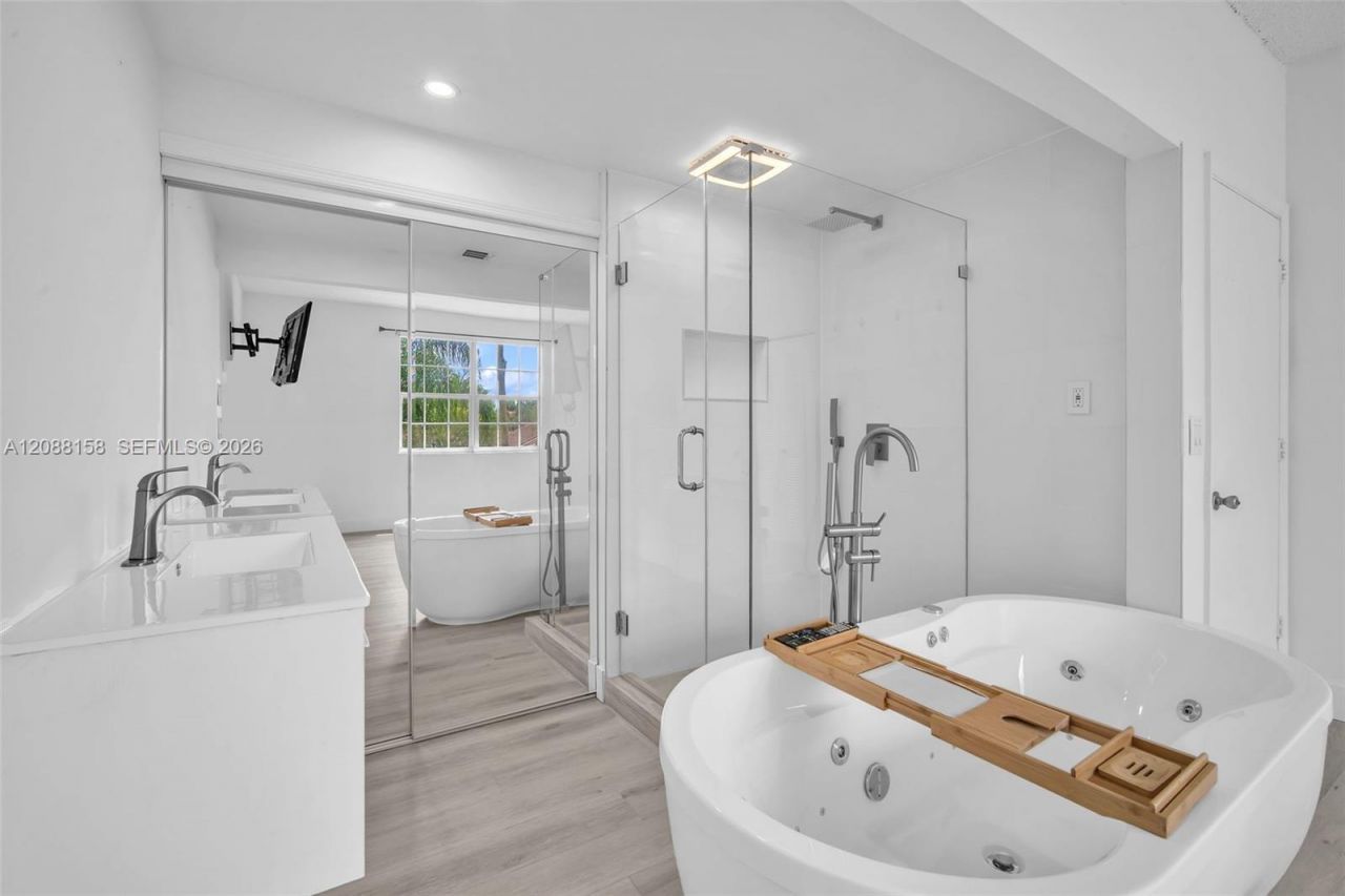 1303 Presidio Dr, Unit 6-41, Weston, FL 33327 Photo