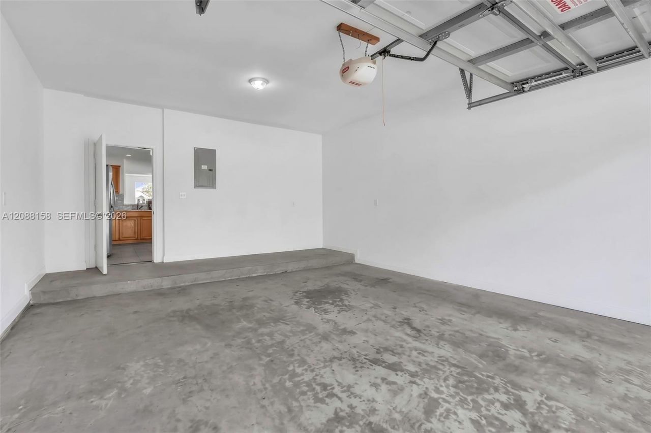 1303 Presidio Dr, Unit 6-41, Weston, FL 33327 Photo