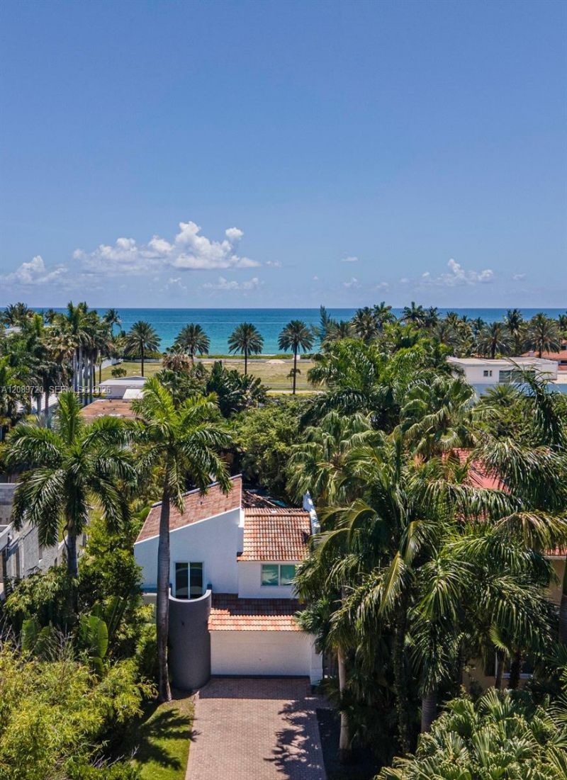 147 Golden Beach Dr , Golden Beach, FL 33160 Photo