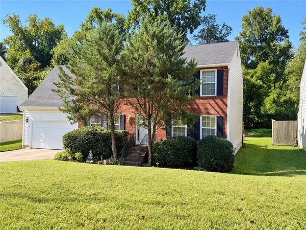 2200 Surrey Trail , Atlanta, GA 30349