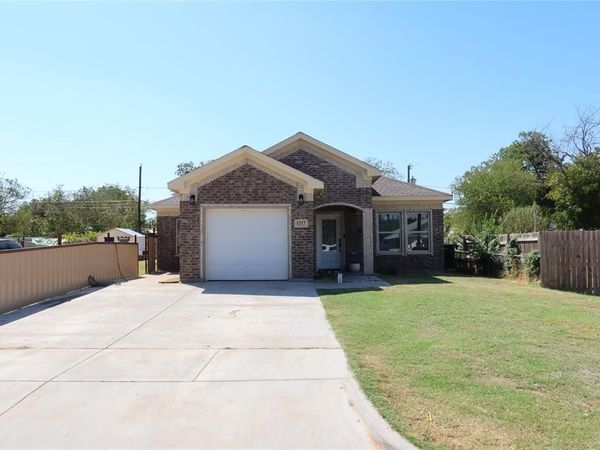 1317 34th Street , Wichita Falls, TX 76302