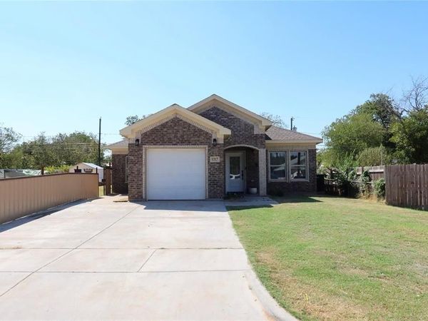 1317 34th Street , Wichita Falls, TX 76302