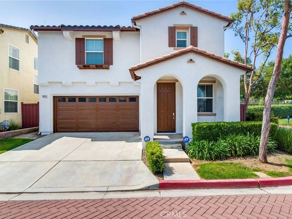 1695 Hyacinth Avenue, Redlands, CA 92373