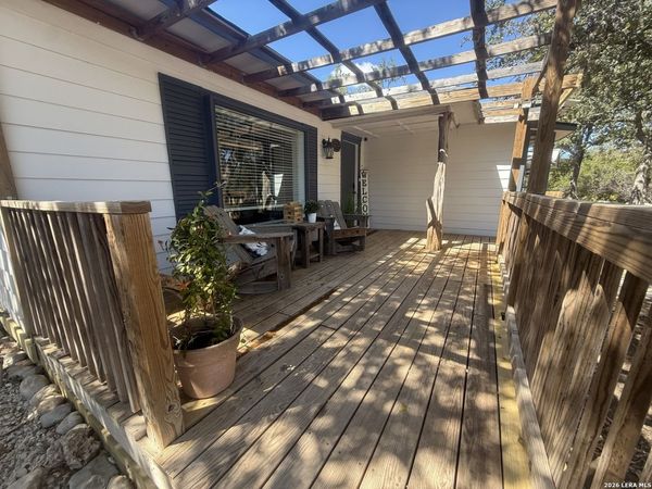 4754 English Crossing, Pipe Creek, TX 78063