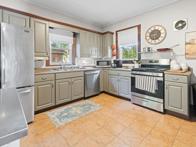 517 N 10th Street, Cambridge, OH 43725 Photo 5