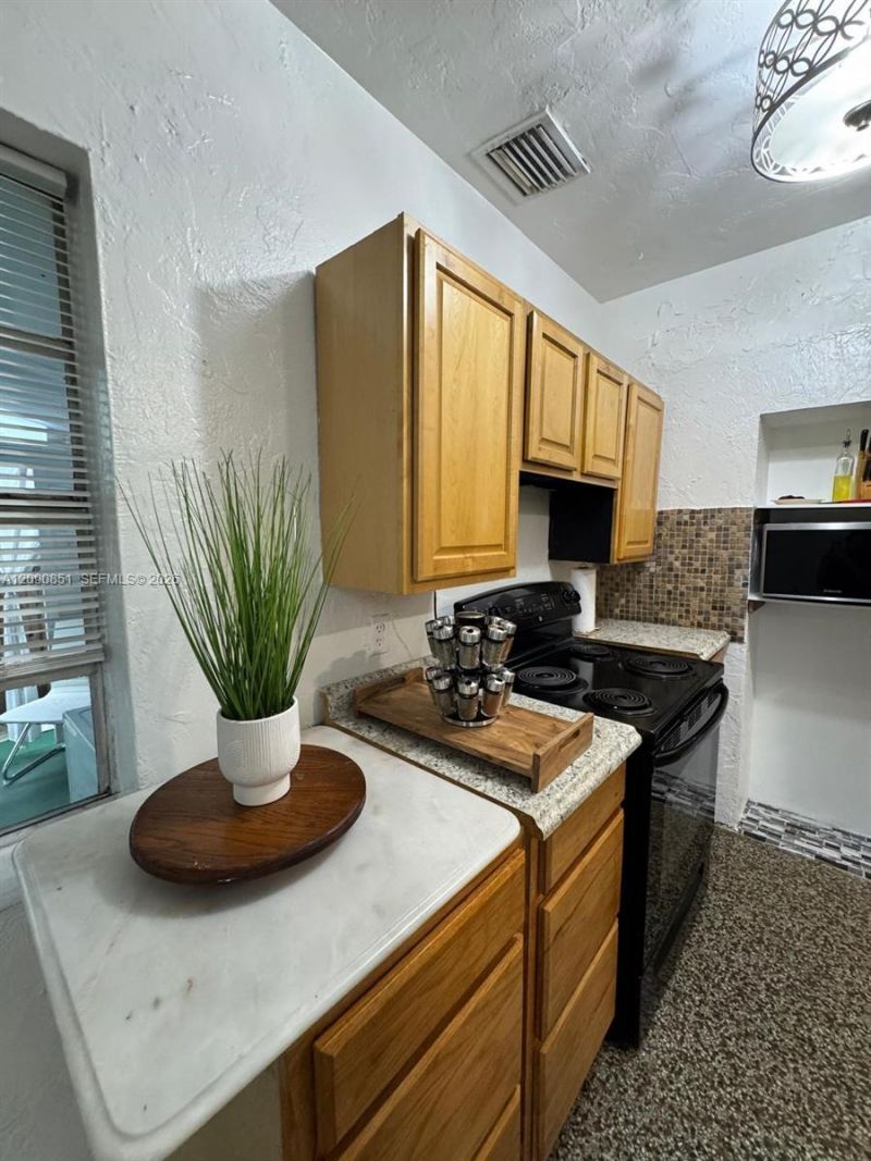 1416 SW 27th St, Fort Lauderdale, FL 33315 Photo