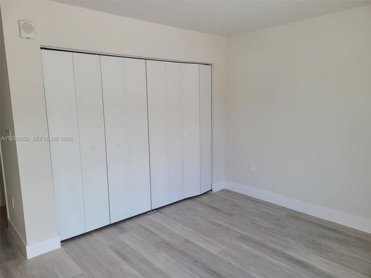 2555 NE 193 St , Unit 2114, Miami, FL 33180 Photo