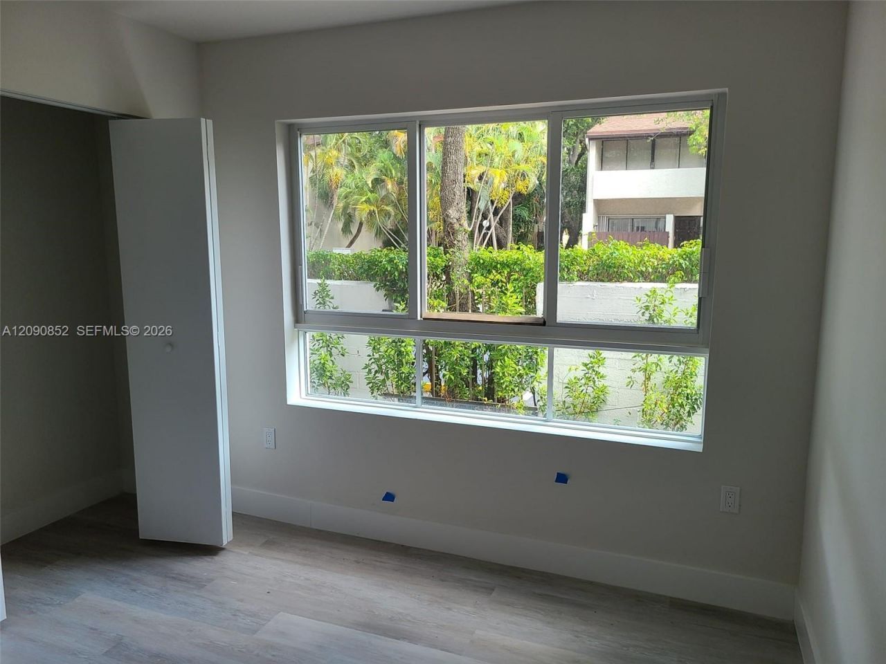 2555 NE 193 St , Unit 2114, Miami, FL 33180 Photo