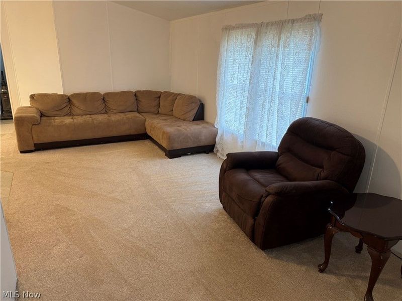 202 Connecticut Drive, Unit 202, Elyria, OH 44035 Photo 3