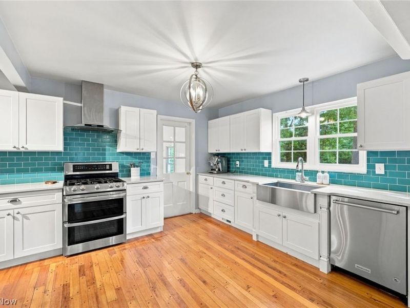26737 Lake Road , Bay Village, OH 44140 Photo 13