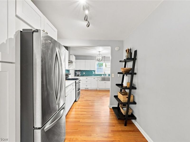 26737 Lake Road , Bay Village, OH 44140 Photo 16