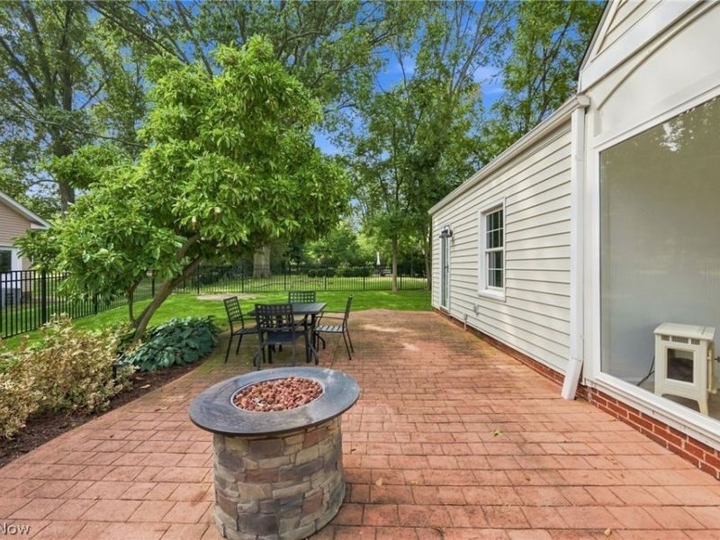 26737 Lake Road , Bay Village, OH 44140 Photo 33