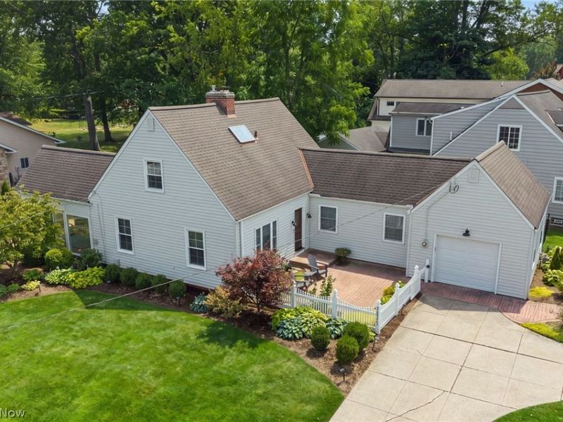 26737 Lake Road , Bay Village, OH 44140 Photo 4