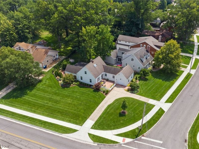 26737 Lake Road , Bay Village, OH 44140 Photo 5