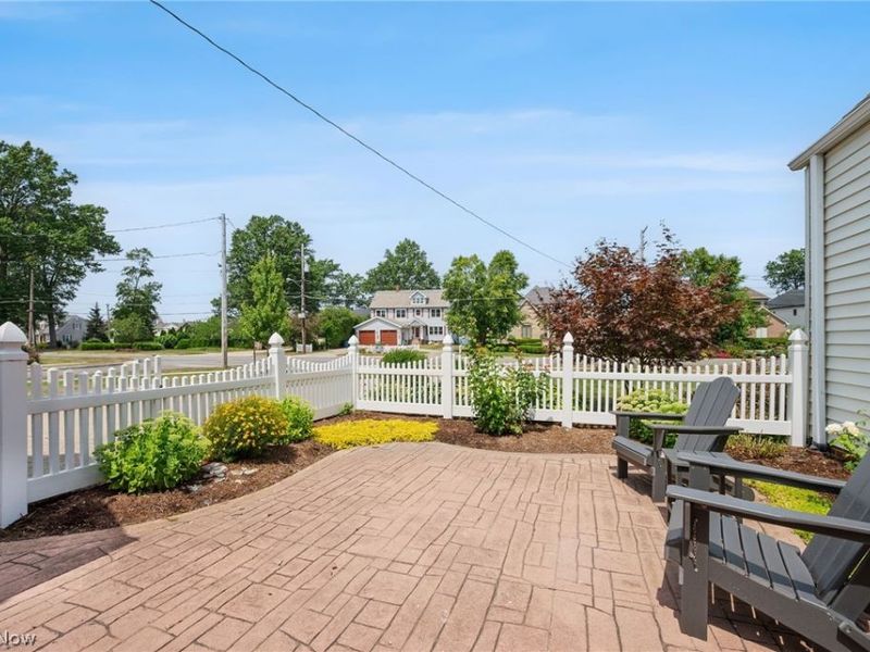 26737 Lake Road , Bay Village, OH 44140 Photo 9