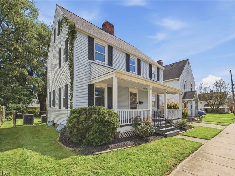 1372 Roslyn Avenue SW, Canton, OH 44710 Photo 2