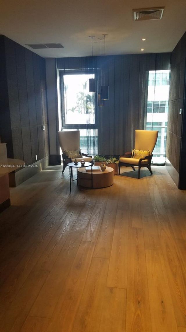 121 NE 34 St , Unit 1515, Miami, FL 33137 Photo