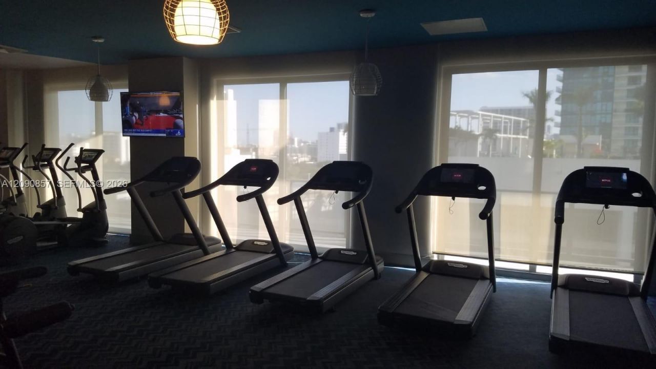 121 NE 34 St , Unit 1515, Miami, FL 33137 Photo
