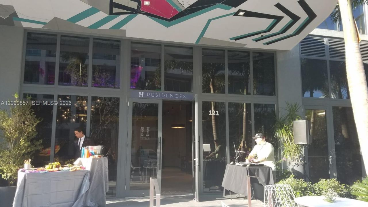 121 NE 34 St , Unit 1515, Miami, FL 33137 Photo