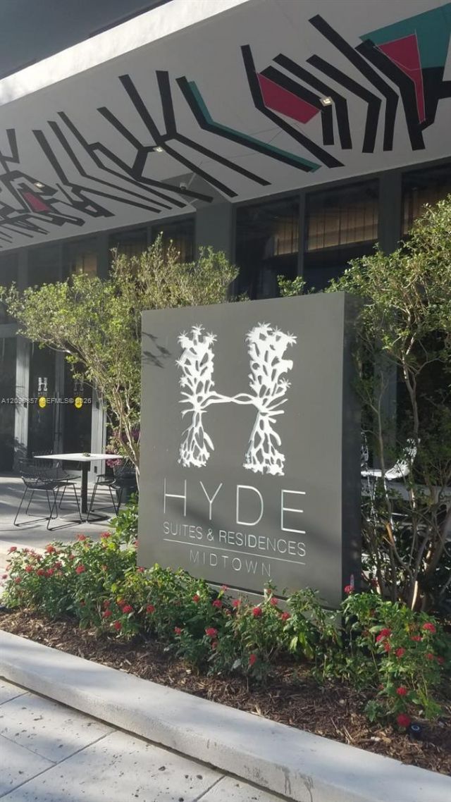 121 NE 34 St , Unit 1515, Miami, FL 33137 Photo