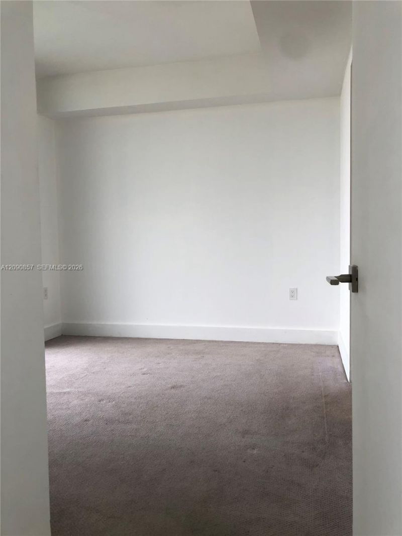121 NE 34 St , Unit 1515, Miami, FL 33137 Photo
