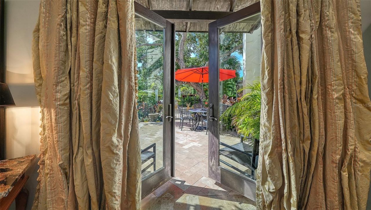 1853 Fiesta Drive, Sarasota, FL 34231 Photo