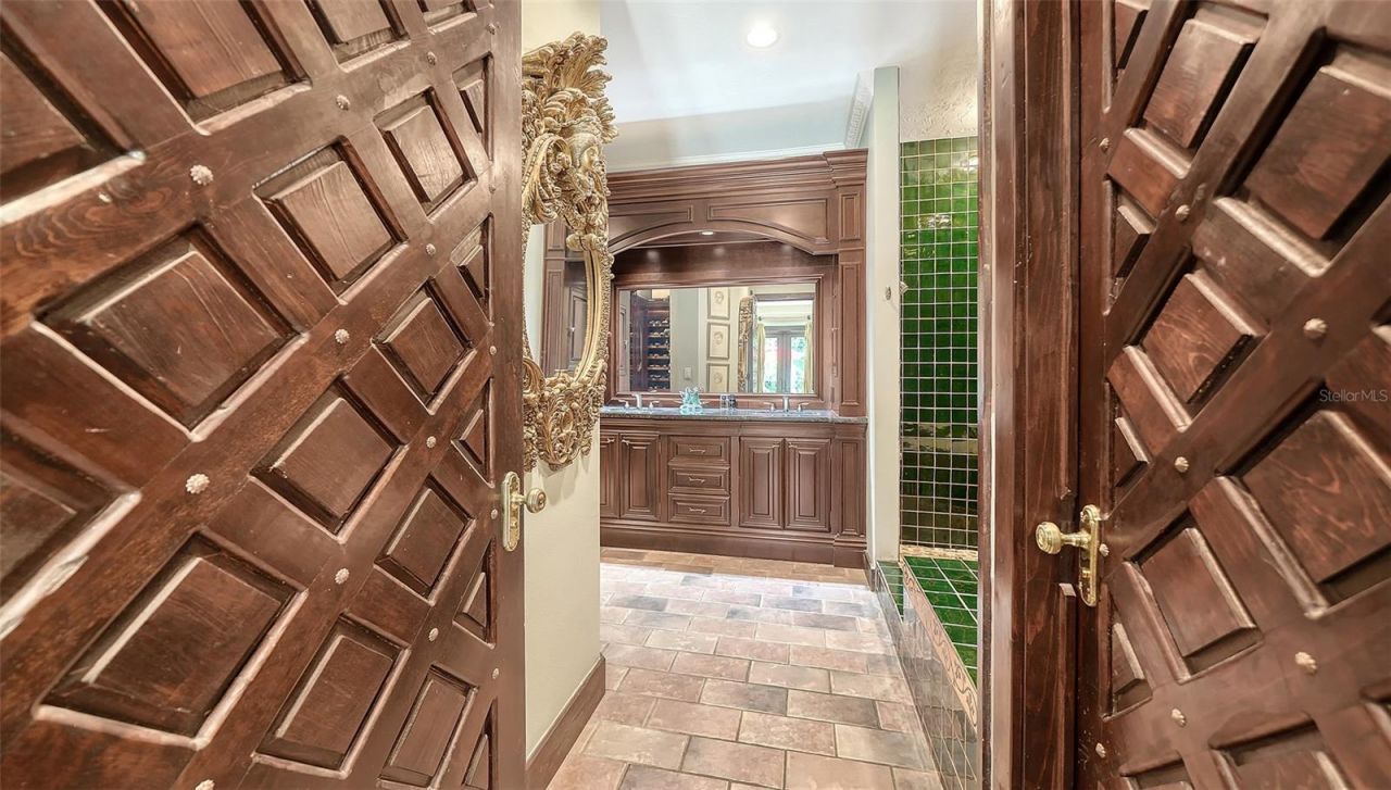 1853 Fiesta Drive, Sarasota, FL 34231 Photo