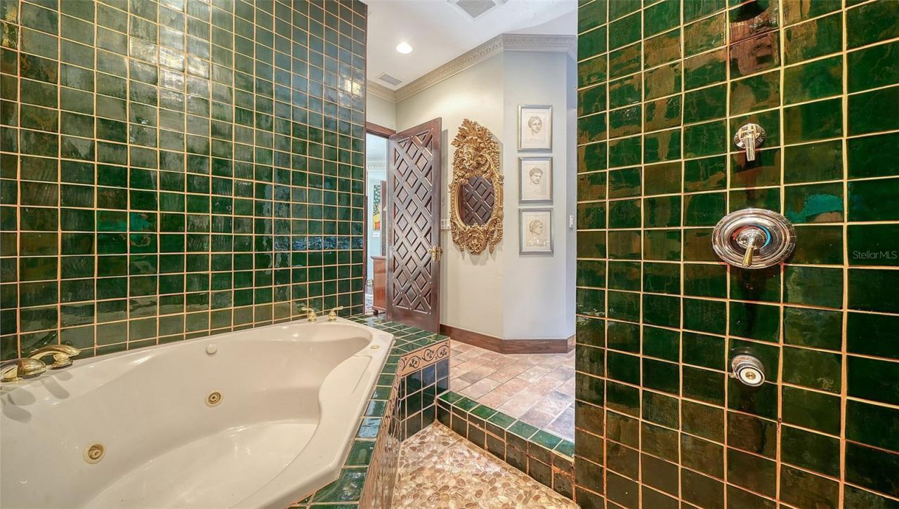 1853 Fiesta Drive, Sarasota, FL 34231 Photo