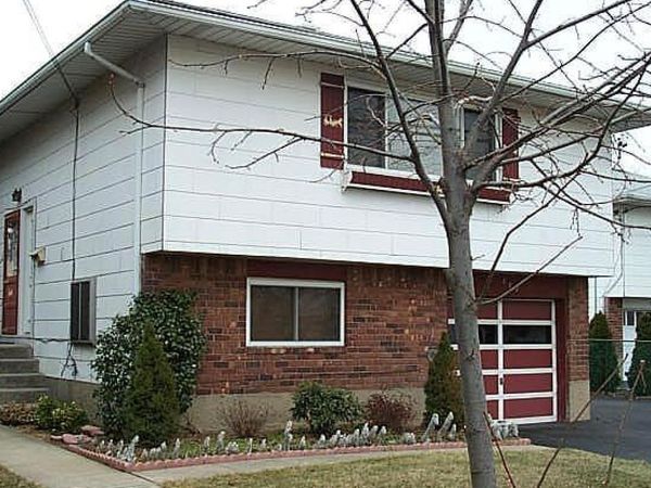 782 Stewart Avenue , Bethpage, NY 11714