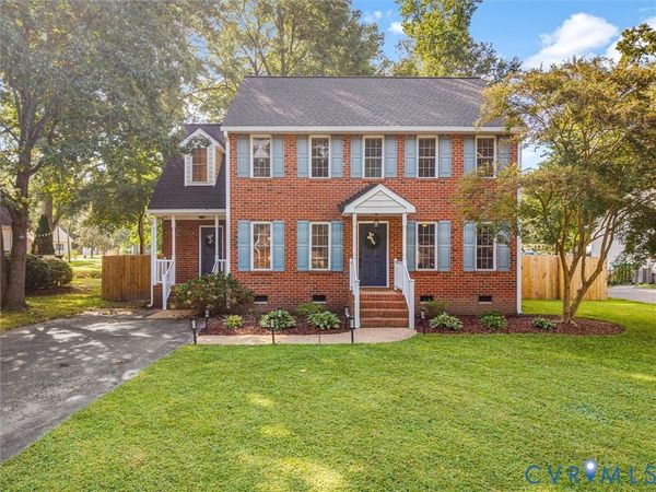 103 N Macon Terrace , Ashland, VA 23005