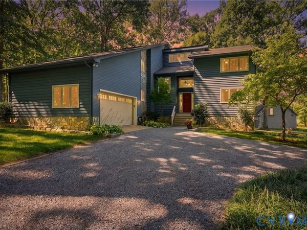 1077 Copper Line Road , Bumpass, VA 23024