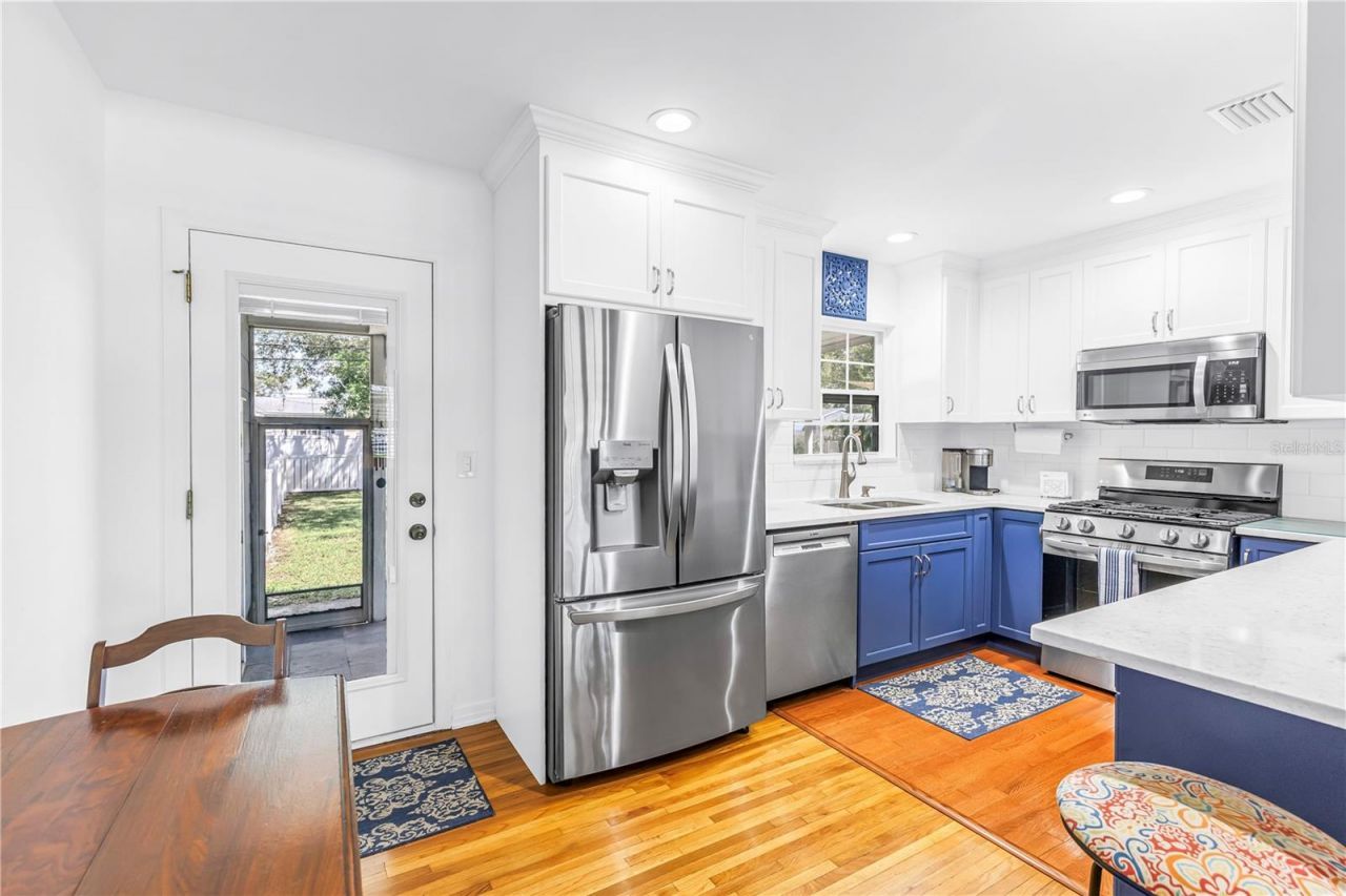 755 39th Avenue Ne, Saint Petersburg, FL 33703 Photo
