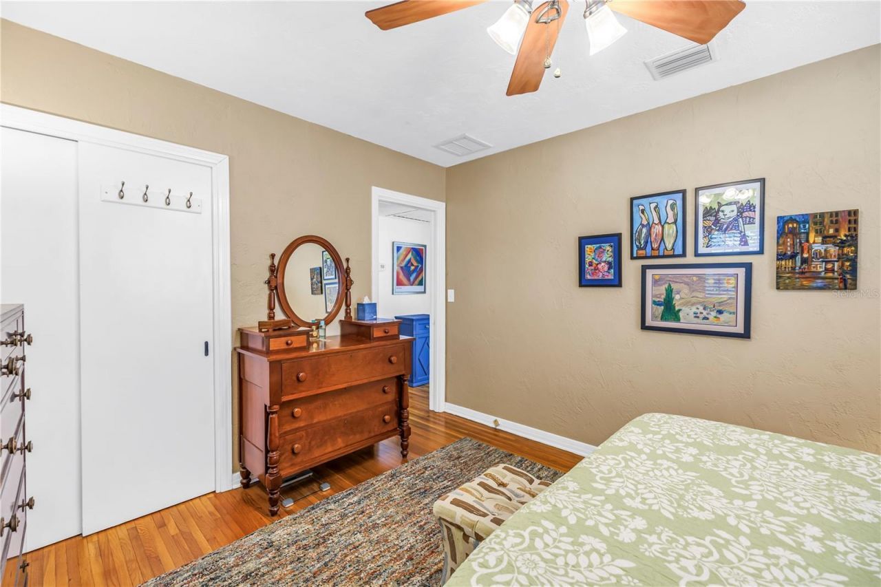 755 39th Avenue Ne, Saint Petersburg, FL 33703 Photo