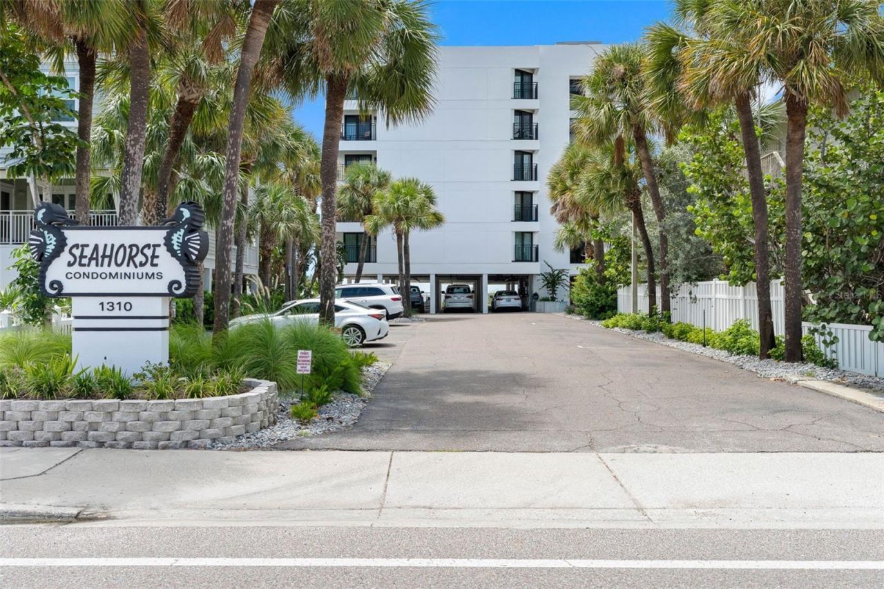1310 Gulf Boulevard, Unit 502, Indian Rocks Beach, FL 33785 Photo