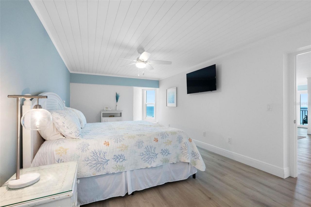 1310 Gulf Boulevard, Unit 502, Indian Rocks Beach, FL 33785 Photo